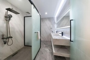Room - Yaohua Shangpin Hotel (Wuzhou Mengshan Yong'an Ancient City) (Mengshan)