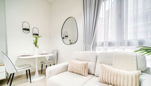 Perhestudio, kaupunkinäköala | Oleskelualue