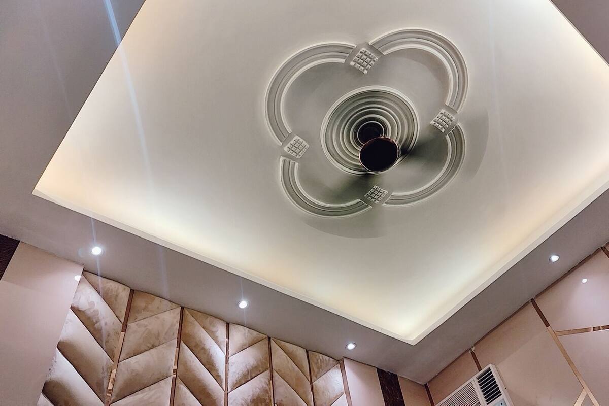 Luxury Double Room | Soundproofing, free WiFi, bed sheets