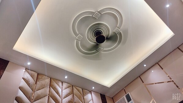 Luksus-dobbeltrom | Lydisolert, wi-fi (inkludert) og sengetøy