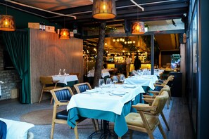 Restaurant - Hotel Dum (Belgrade)