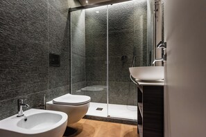 Deluxe Apartment | Bathroom - Ferrini Home - Riso 74 (Catania)