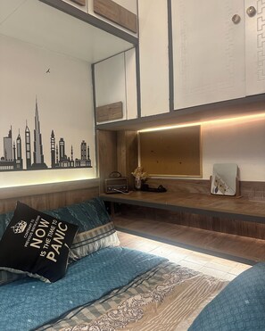 Estudio, 1 cama matrimonial, para no fumadores, baño privado | Ropa de cama de alta calidad, artículos del minibar gratis y escritorio 