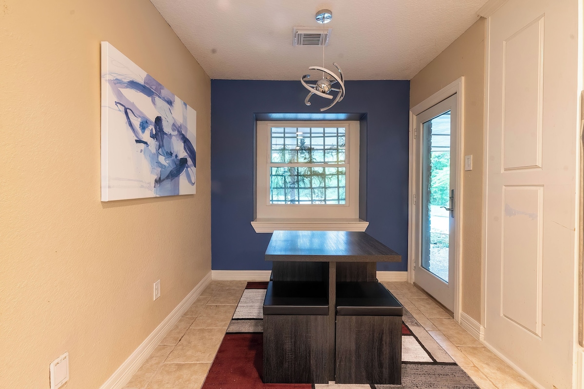 Photo 19 of Huge 6 Bedroom with Heated Pool, Spa, 85" Television, Game Room, BBQ, Hot Tub