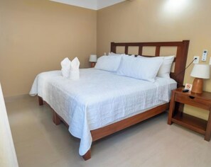 Standard Double Room | Free WiFi - The garden hotel (Palenque)