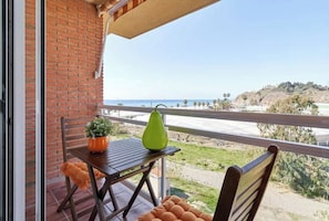 Outdoor dining - Open to the sea (Málaga)