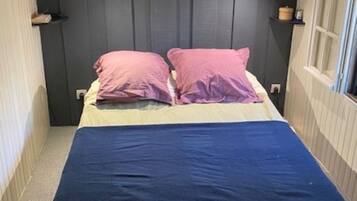 3 chambres, fer et planche à repasser, accès Internet