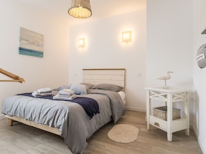 3 habitaciones, wifi gratis y ropa de cama