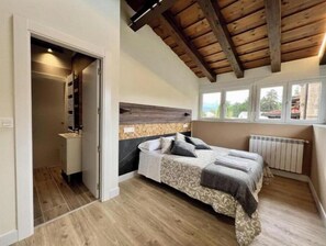 5 bedrooms