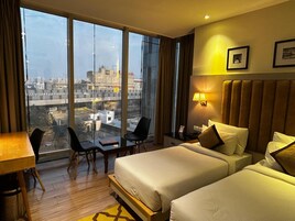 Deluxe Double Room | Egyptian cotton sheets, premium bedding, minibar, in-room safe