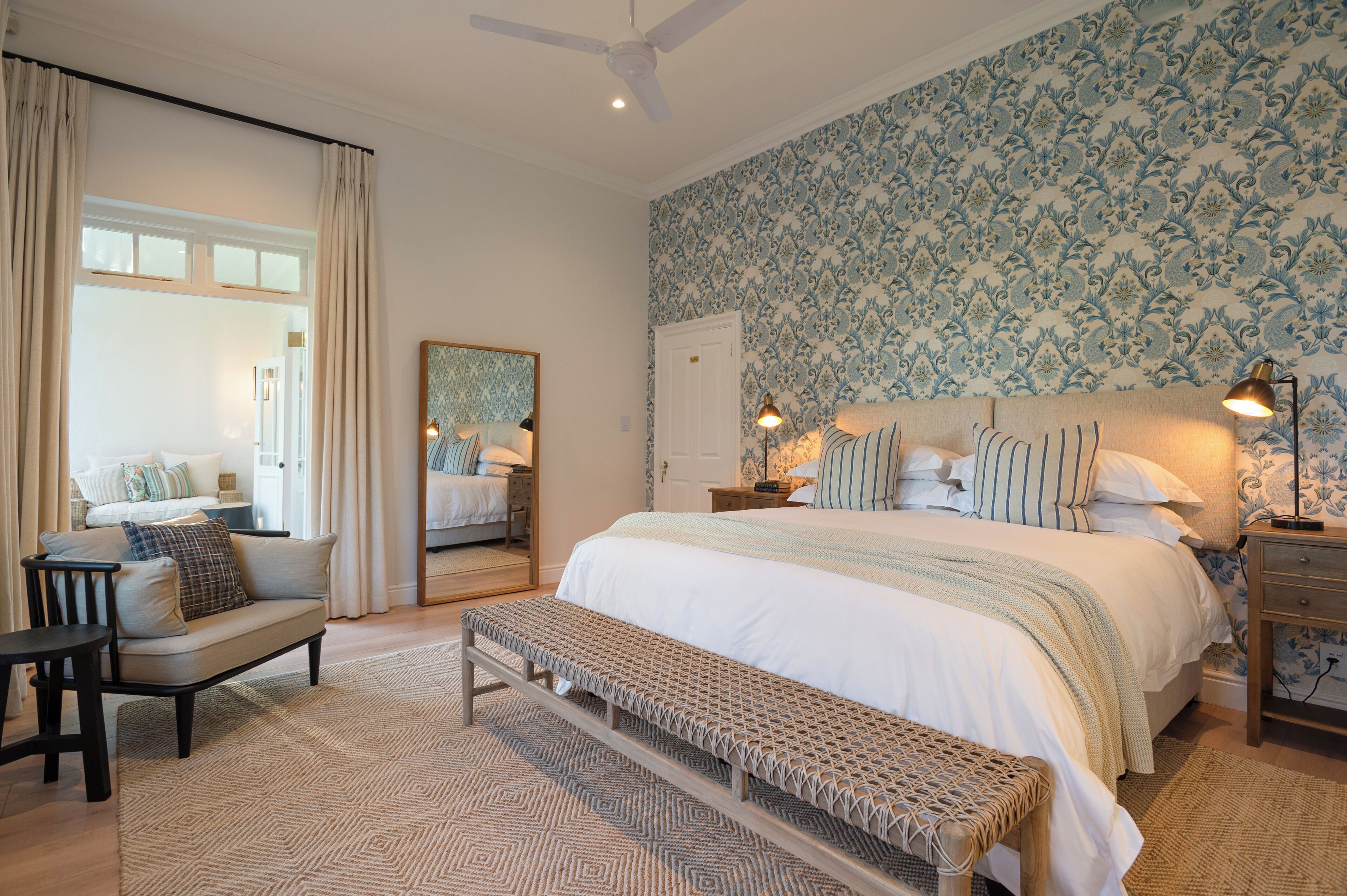 6 soverom, skrivebord, strykejern/-brett og wi-fi