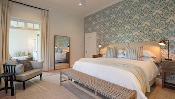 6 habitaciones, escritorio, tabla de planchar con plancha y wifi