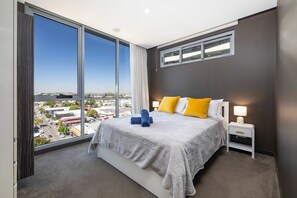 2 makuuhuonetta, silitysrauta/-lauta, Wi-Fi, vuodevaatteet