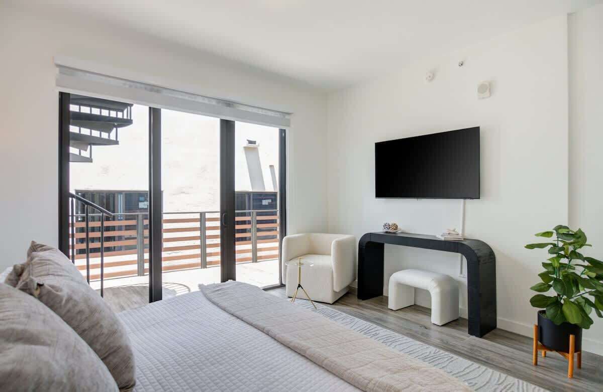 3 dormitorios, tabla de planchar con plancha, wifi gratis y ropa de cama