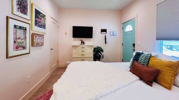 1 bedroom, iron/ironing board, travel crib, WiFi