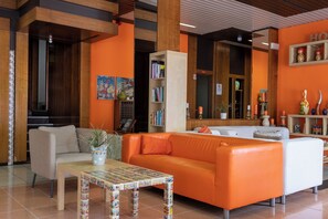 Lobby sitting area - Albergo Villa Gaia (Chianciano Terme)