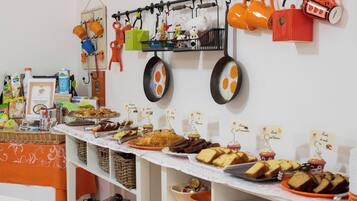 Colazione a buffet inclusa, servita tutte le mattine