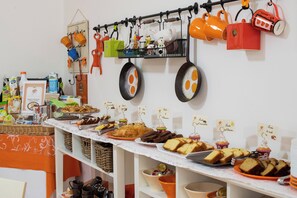 Petit déjeuner buffet compris tous les jours
