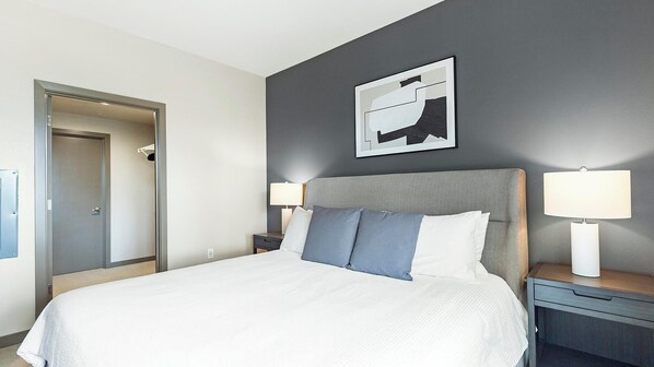 1 chambre, bureau, fer et planche à repasser, Wi-Fi