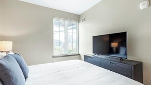 1 chambre, bureau, fer et planche à repasser, Wi-Fi