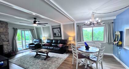 New to our rental program! Cozy and charming 2 bedroom, 1 bath condo