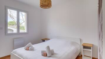 3 camere, Wi-Fi, lenzuola