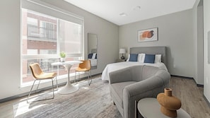 Desk, iron/ironing board, WiFi, bed sheets - Landing | Stylish Studio in Fort Collins (Fort Collins)