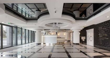 Hanza Tower 639 | Modern Studio | Pool | Sauna