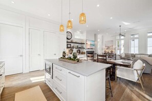 Interior - Luxurious Beach Retreat steps from Rosemary & Pool (Inlet Beach)