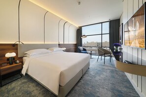 In-room safe, laptop workspace, blackout curtains, soundproofing - Nova M Hotel Edge By Rotana (Riyadh)