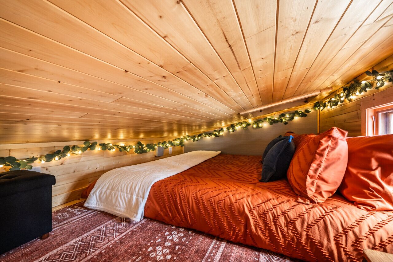 1 Schlafzimmer, Schreibtisch, Bügeleisen/Bügelbrett, Reisekinderbett