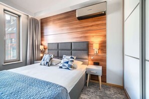 1 chambre, fer et planche à repasser, Wi-Fi, draps fournis