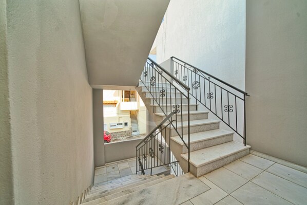 Interior - Chloi Apartment in Ermioni (Ermioni)