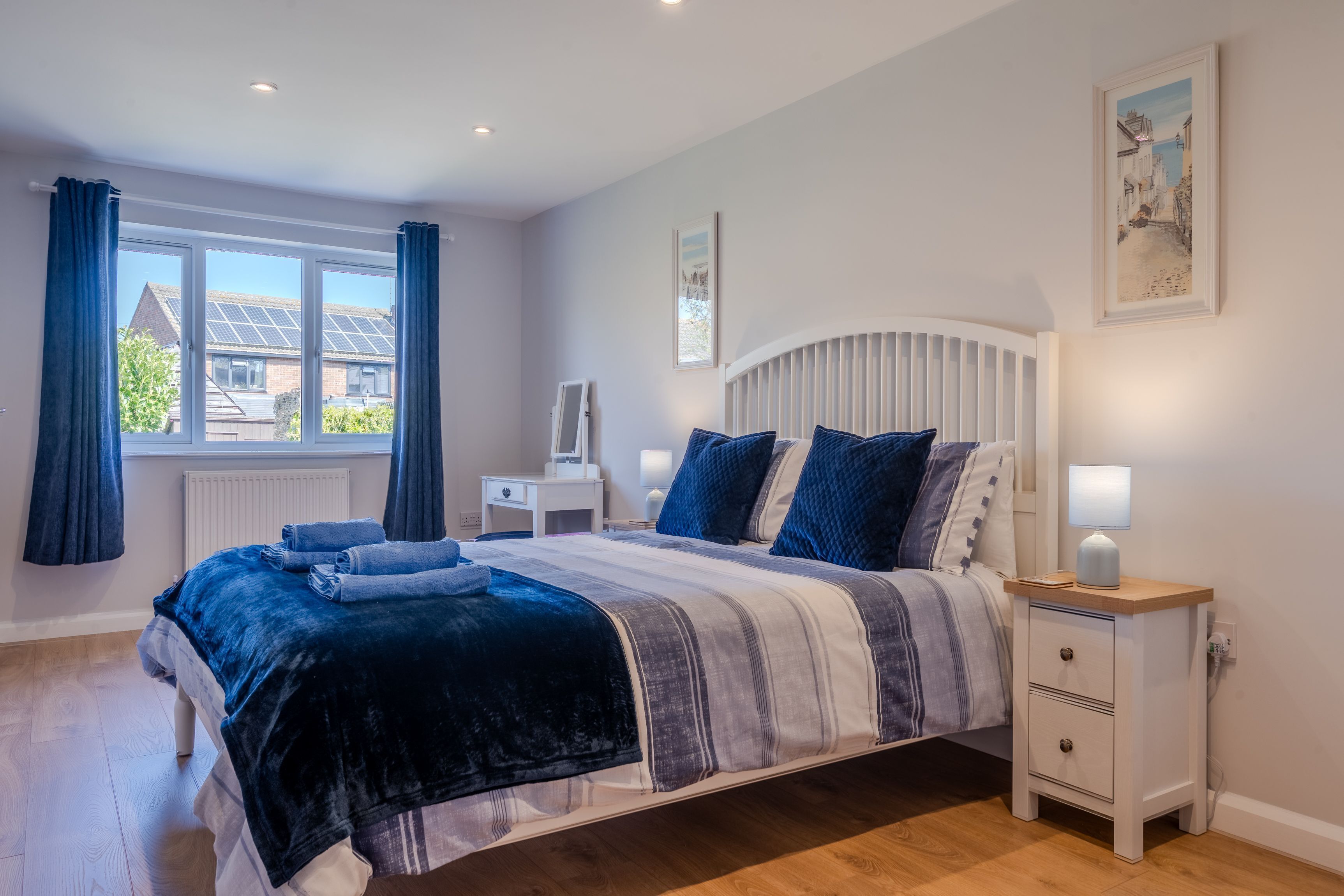 2 chambres, fer et planche à repasser, Wi-Fi gratuit, draps fournis