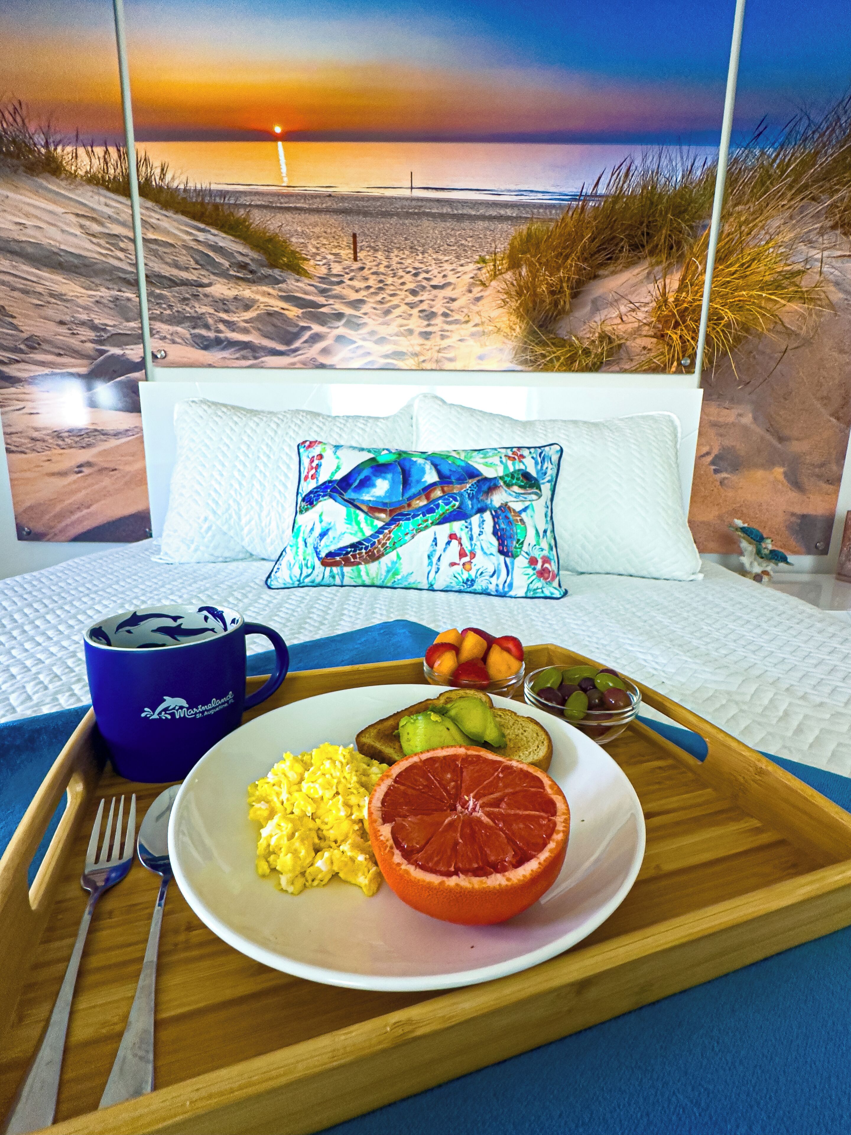 5 bedrooms, iron/ironing board, free WiFi, bed sheets