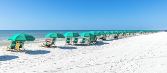 Beachfront Modified 3 bed/2 bath Gulf 102