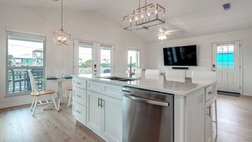 Cottage (2 Bedrooms) | Interior