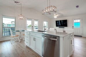 Cottage (2 Bedrooms) | Interior