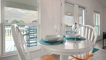 Cottage (2 Bedrooms) | Interior