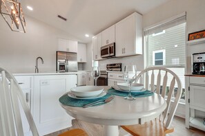 Cottage (2 Bedrooms) | Interior