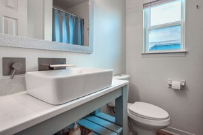 Cottage (2 Bedrooms) | Interior