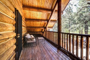 Terrace/patio - Forested Flagstaff Cabin ~ 23 Mi From Downtown (Flagstaff)