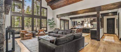 Télévision, cheminée