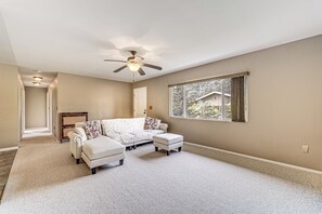 House (3 Bedrooms) | Interior - Pahoa Home w/ Fenced-in Yard: Near Hilo & Parks (Pahoa)