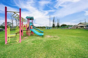 House (3 Bedrooms) | Interior - Pahoa Home w/ Fenced-in Yard: Near Hilo & Parks (Pahoa)