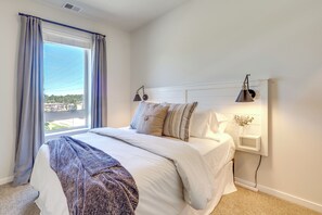 Apartment (2 Bedrooms) | Interior - Condo Near Beach & Downtown in Traverse City! (Traverse City)