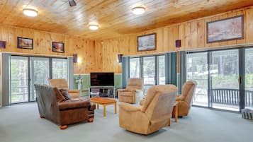 Apartment (1 Bedroom) | Interior