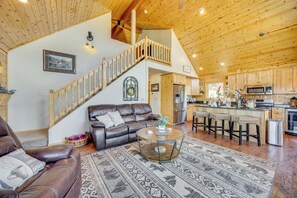 Interior - Lakefront Divide Cabin w/ Game Room! (Woodland Park)