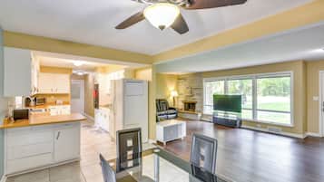 House (4 Bedrooms) | Interior