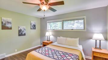 House (4 Bedrooms) | Interior